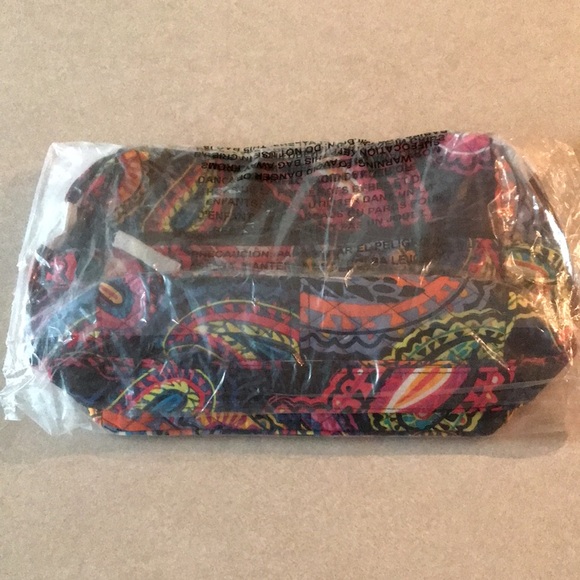 Vera Bradley On The Go Crossbody Bag NWT! - Picture 3 of 6